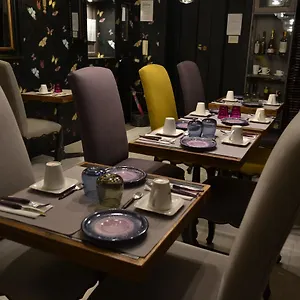 Gatto Bianco Casa Dei Venti Couette-café Bari